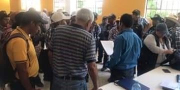 Pobladores de comunidades de Nentón, Huehuetenango, acogieron la propuesta de Fontierras para la solución al conflicto local. /Foto: Gobernación de Huehuetenango