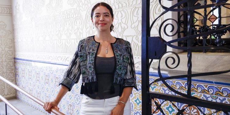 La científica guatemalteca Susana Arrechea fue seleccionada por la Fundación Princesa de Girona por su contribución a la alfabetización digital a mujeres.