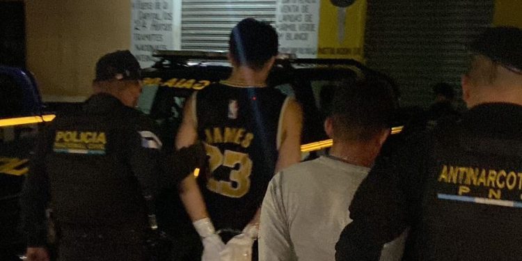 PNC captura a dos sindicados de causar muerte de tres personas en San José Villa Nueva