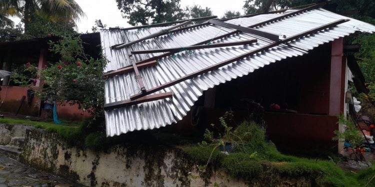 Más de 8 mil viviendas han tenido daños a consecuencia de las lluvias en el país, según la Conred. / Foto: Conred.