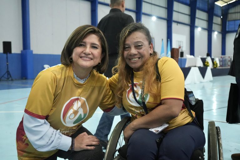Vicepresidenta Karin Herrera participó en la clausura de los Encuentros Deportivos 2
