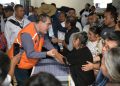 María Luisa Morales López, bisabuela de las pequeñas fallecidas, en derrumbe de Pastores, Sacatepéz, expresa su dolor al Presidente Arévalo. /Foto: Byron de la Cruz.