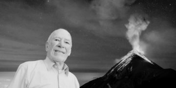 Descanse en paz, Alfredo Mackenney, apasionado por el volcán de Pacaya. / Foto: AGN.