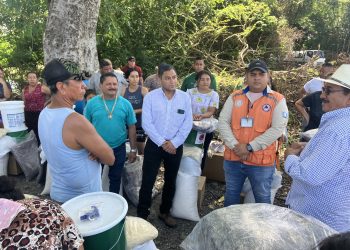 Entregan ayuda humanitaria a los afectados por inundaciones en Santa Rosa