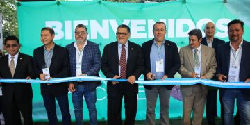 El evento refuerza el compromiso del país con la innovación y la excelencia en el cultivo del aguacate. / Foto: MAGA.