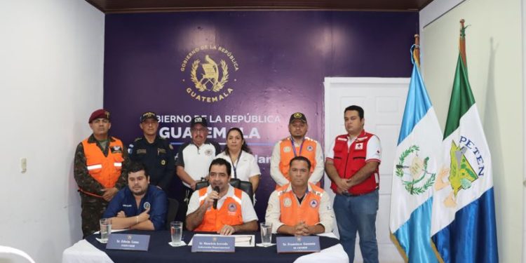 COED de Petén coordina acciones por desplazamiento de huracán Beryl