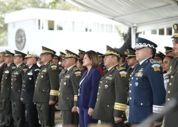 Vicepresidenta felicita y destaca la labor del Cuerpo de Ingenieros del Ejército de Guatemala