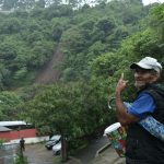 Vecinos afectados por derrumbe en El Papur piden ayuda