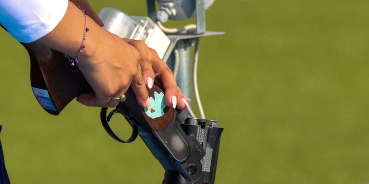 El detalle en el rifle de Adriana Ruano que acapara la atención mundial