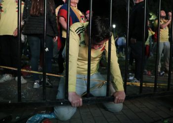 El silencio por el agónico gol de Argentina apaga la fiesta en Colombia