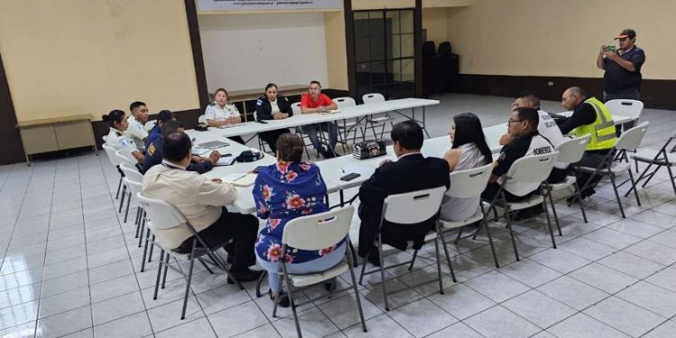 Coordinan acciones para prevenir accidentes de tránsito en Jalapa