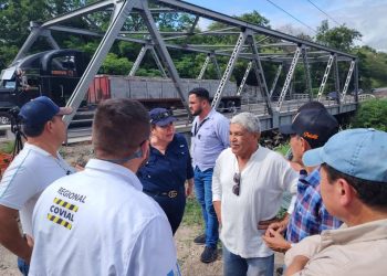 Codred de Zacapa efectúa coordinaciones para dar respuesta a puente Teculután afectado por un socavamiento