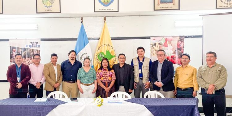 Infom impulsa taller sobre gestiones de residuos sólidos, agua y saneamiento