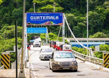 Salvadoreños llegaron a Guatemala durante el descanso de las fiestas agostinas que se celebran en su país. /Foto: Inguat.