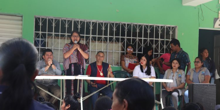 Entregan raciones de alimento y víveres a familias en San Pedro Necta, Huehuetenango