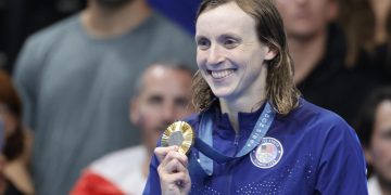 Katie Ledecky agiganta su leyenda como la mejor nadadora de todos los tiempos