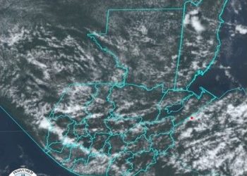 Insivumeh reporta incremento de lluvias en horas de la tarde-noche por el paso de al onda del este número 17 sobre el territorio nacional. / Foto: Insivumeh.