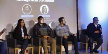Expertos debatieron en México sobre los desafíos que enfrenta la IA por la falta de legislación al respecto.