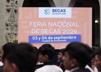 La Segeplan anunció la XXIII Feria Nacional de Becas. / Foto: Noé Pérez.