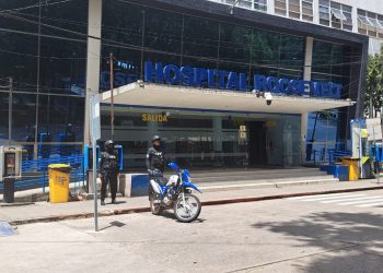 Redoblan seguridad en el Hospital Roosevelt. /Foto: Mingob.