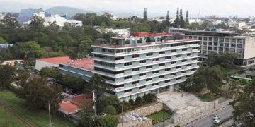 Las autoridades del Instituto Guatemalteco de Seguridad Social garantizan las prestaciones de sus afiliados por riesgos de invalidez, vejez y sobrevivencia. / Foto: IGSS.