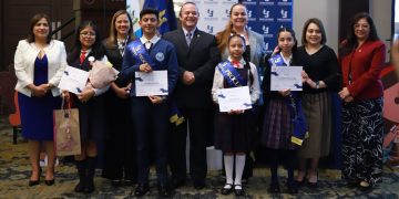 Eligen a niño procurador o niña procuradora de los derechos humanos por un día