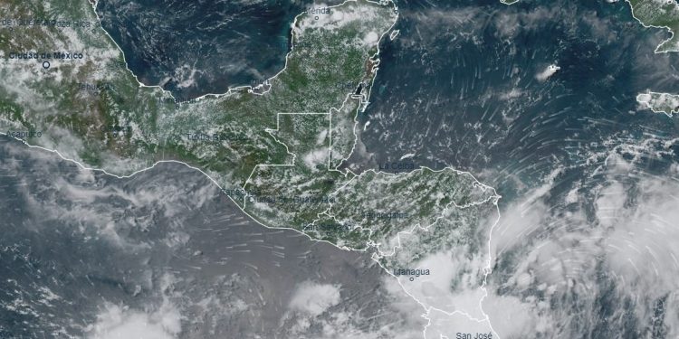 Clima: onda del este número 15 podría incrementar lluvias a partir del viernes