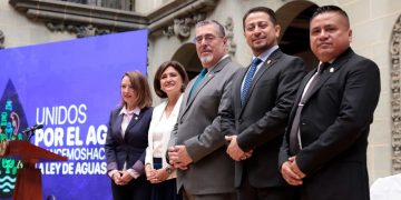 Presentación de la hoja de ruta para la ley de aguas.