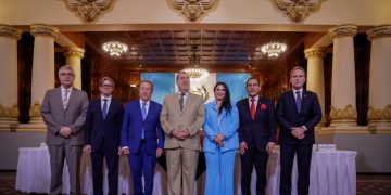 Presidente participa en inauguración del III Encuentro Centroamericano de Líderes Emergentes