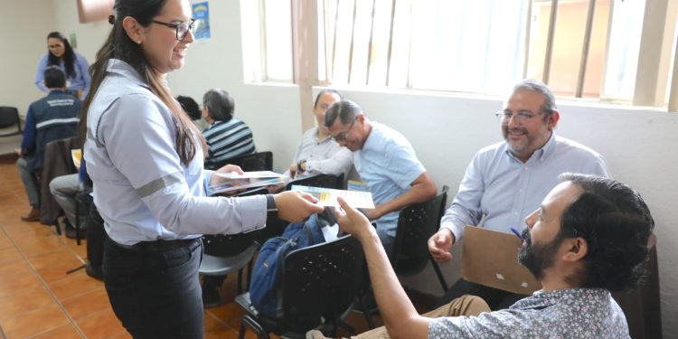 IGSS capacita a inspectores generales del Ministerio de Trabajo y Previsión Social. / Foto: IGSS.