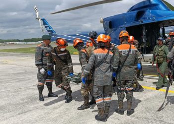 Identifican y trasladan cuerpos de las víctimas del accidente aéreo en Escuintla