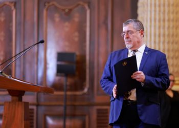 El presidente Arévalo presentó antejuicio contra la fiscal del Ministerio Público. /Foto: Gilber García.