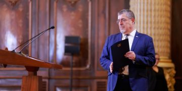 El presidente Arévalo presentó antejuicio contra la fiscal del Ministerio Público. /Foto: Gilber García.