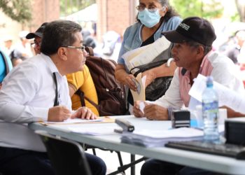 Cientos de exmilitares ya se han presentado a dejar sus solicitud para ser inscritos en el programa de Desarrollo Integral. /Foto: Mides.