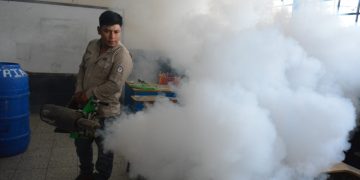 Fumigaciones contra el dengue continúan en todo el país. /Foto: MSPAS.