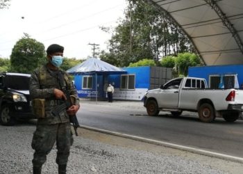 Gobierno fortalece controles aduaneros para combatir el contrabando