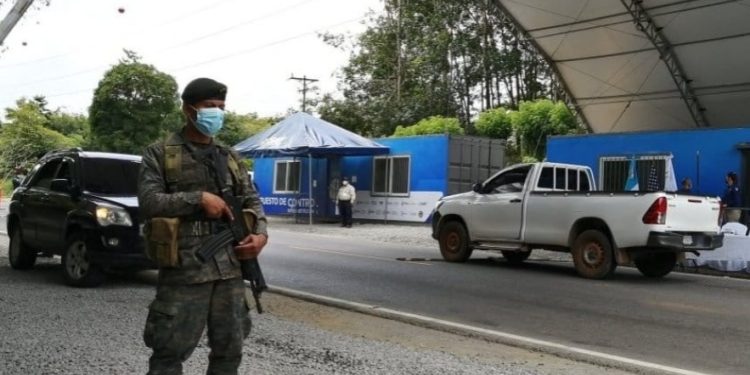 Gobierno fortalece controles aduaneros para combatir el contrabando