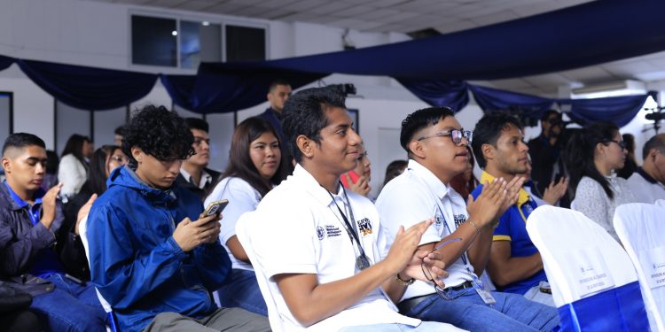 La juventud es el motor que impulsa el futuro de Guatemala