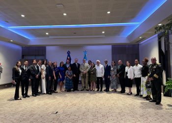 El presidente Arévalo se reunió con la comunidad guatemalteca en República Dominicana. /Foto: Lourdes Hércules.