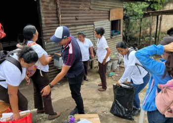Brigadas de Salud llegan a las casas de los guatemaltecos. /Foto: MSPAS.