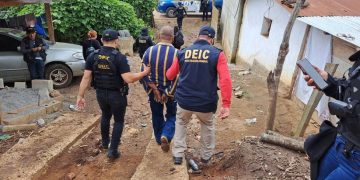 Aprehensión y decomiso de armas en Santa María Xalapán, Jalapa