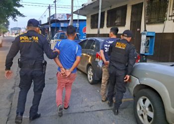 Dos capturados este sábado en Nueva Concepción, Escuintla. / Foto: PNC.