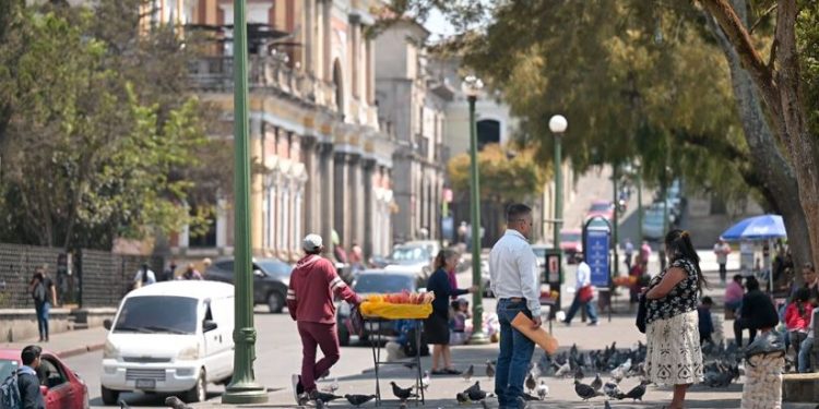 Impulsan proyectos de infraestructura, educación, salud y desarrollo económico en Quetzaltenango