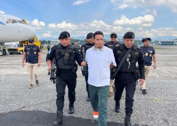 Deportan a exsubinspector de la PNC sindicado de muerte de canadiense y guatemalteco