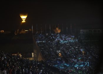 En imágenes | La llama paralímpica ilumina París de ‘la discordia a la Concordia’