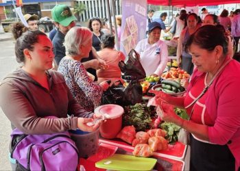 Feria del Agricultor en Jalapa: productos básicos a precios asequibles