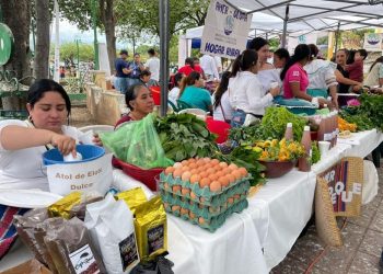 Feria del Agricultor ofrece una variedad de productos a los chiquimultecos