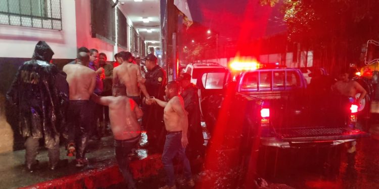 Capturan a seis individuos por robo de mercadería en Masagua, Escuintla