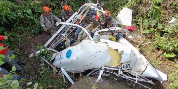 Los dos tripulantes del helicóptero perdieron la vida.