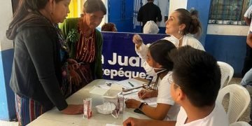 Impulsan jornada médica en San Juan Sacatepéquez